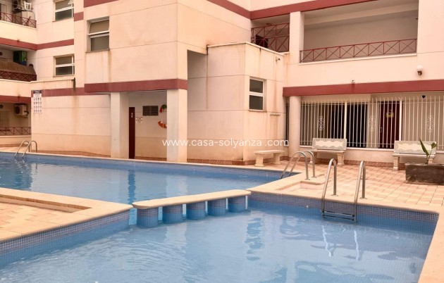 Reventa - Apartamento / piso - Torrevieja - Center