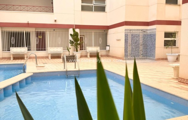 Reventa - Apartamento / piso - Torrevieja - Center