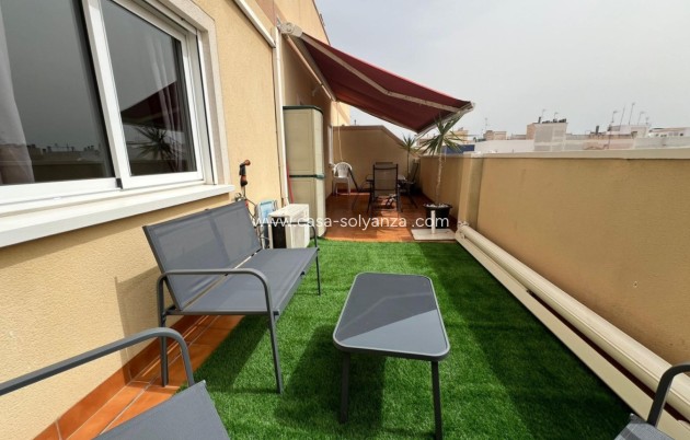 Resale - Apartment / flat - Torrevieja - Center