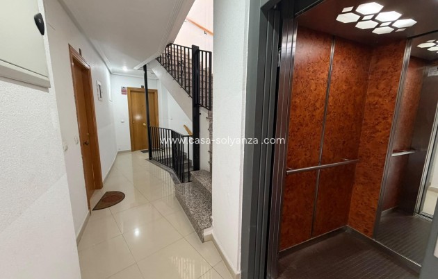 Resale - Apartment / flat - Torrevieja - Center