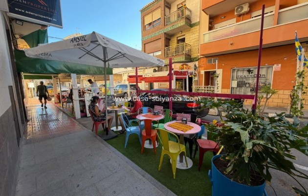 Resale - Apartment / flat - Torrevieja - Center