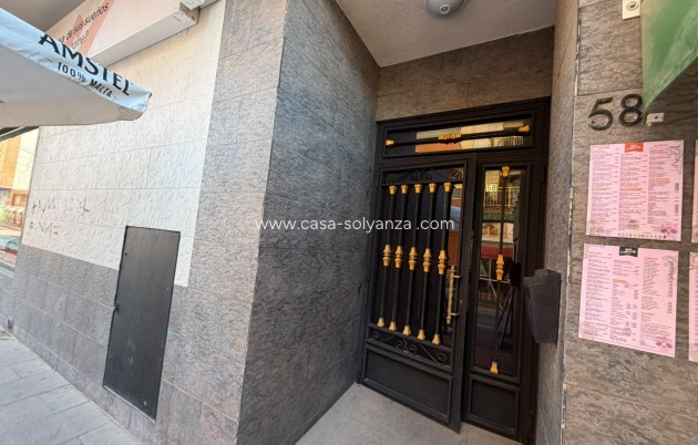 Resale - Apartment / flat - Torrevieja - Center