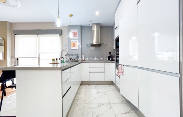 Reventa - Villa - Villamartin - Villamartín