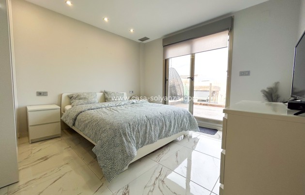 Reventa - Villa - Villamartin - Villamartín