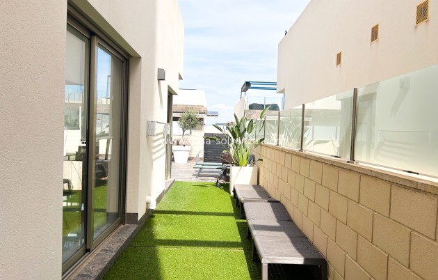 Reventa - Villa - Villamartin - Villamartín