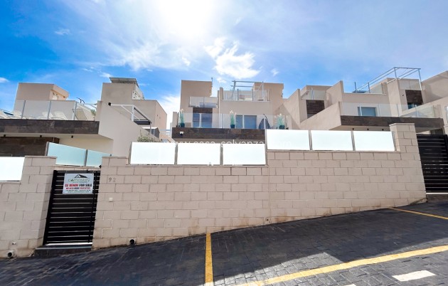 Reventa - Villa - Villamartin - Villamartín