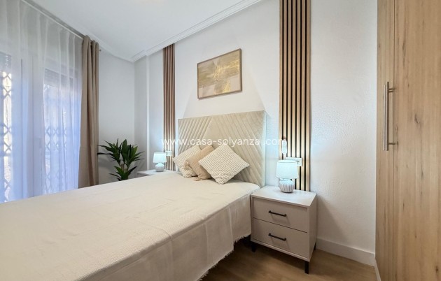 Wiederverkauf - Wohnung - Torrevieja - Playa de los Locos