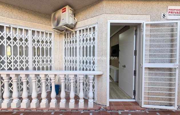 Wiederverkauf - Wohnung - Torrevieja - Playa de los Locos