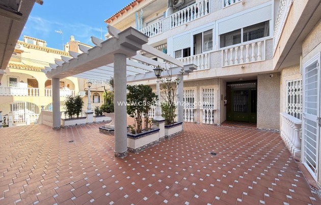 Wiederverkauf - Wohnung - Torrevieja - Playa de los Locos