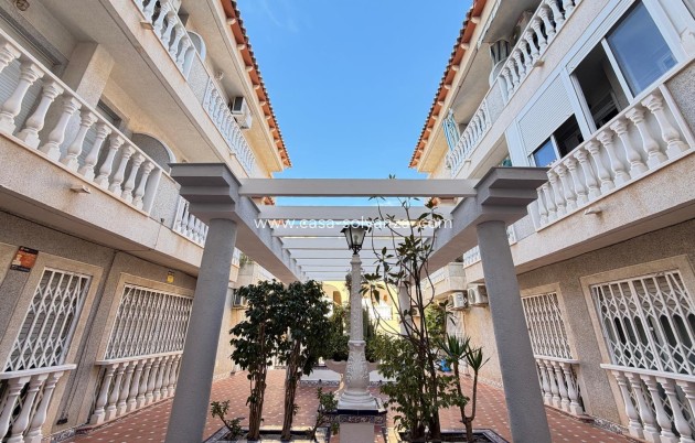 Wiederverkauf - Wohnung - Torrevieja - Playa de los Locos