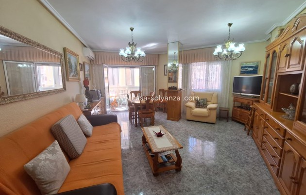 Resale - Apartment / flat - Torrevieja - Playa de los Locos