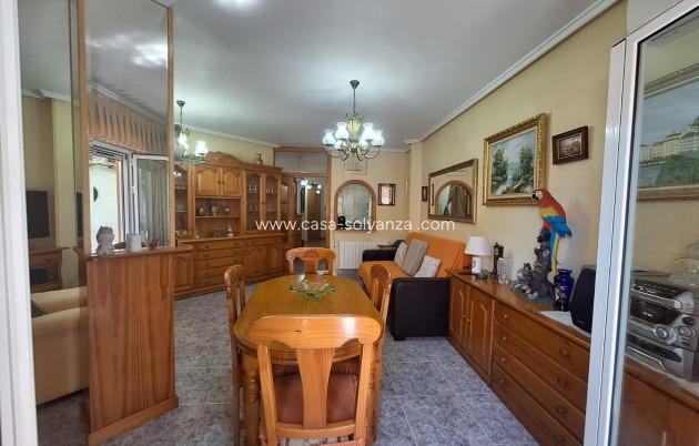 Resale - Apartment / flat - Torrevieja - Playa de los Locos