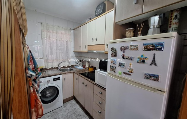 Resale - Apartment / flat - Torrevieja - Playa de los Locos