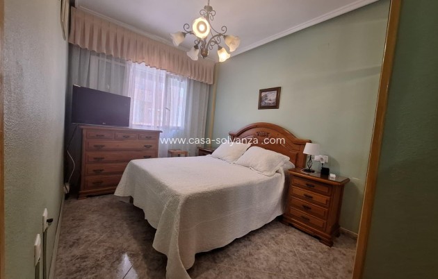 Resale - Apartment / flat - Torrevieja - Playa de los Locos