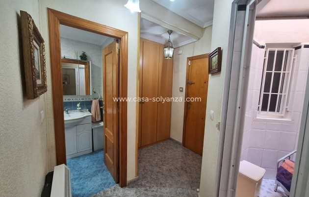 Resale - Apartment / flat - Torrevieja - Playa de los Locos