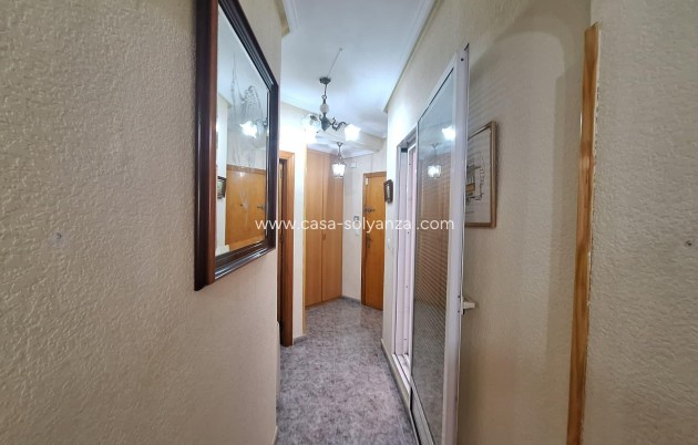 Resale - Apartment / flat - Torrevieja - Playa de los Locos