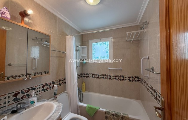 Herverkoop - Appartement / flat - Torrevieja - Playa de los Locos