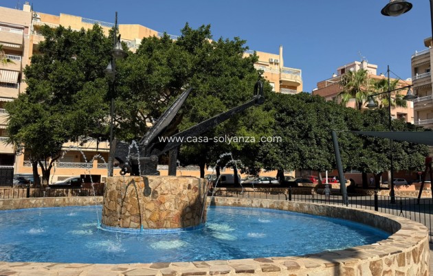 Herverkoop - Appartement / flat - Torrevieja - Playa de los Locos