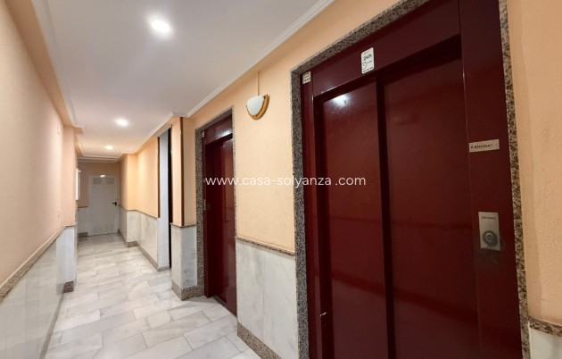 Herverkoop - Appartement / flat - Torrevieja - Playa de los Locos