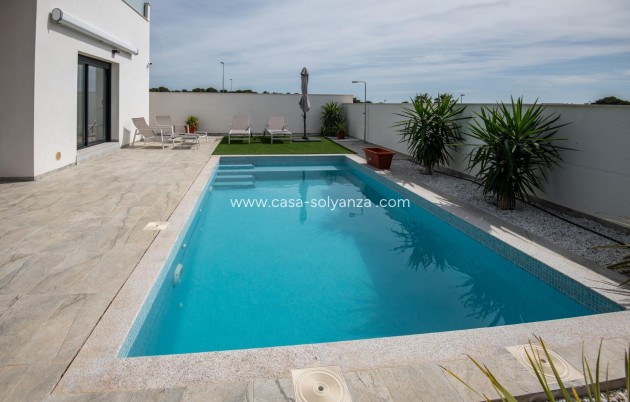 Nouvelle construction - Villa - Pilar de la Horadada - Pinar de Campoverde