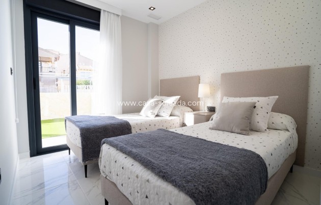 Obra nueva - Bungalow - Pilar de la Horadada - pueblo