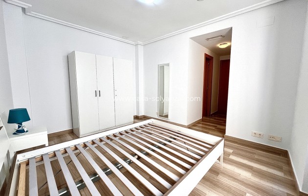 Resale - Apartment / flat - Santa Pola - Costa Blanca