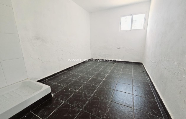 Resale - Villa - Torrevieja - Los Balcones