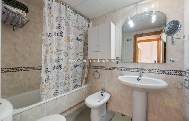 Resale - Apartment / flat - Orihuela Costa - Campoamor