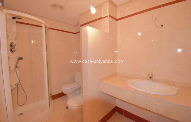 Resale - Apartment / flat - Torrevieja - Centro - Muelle Pesquero