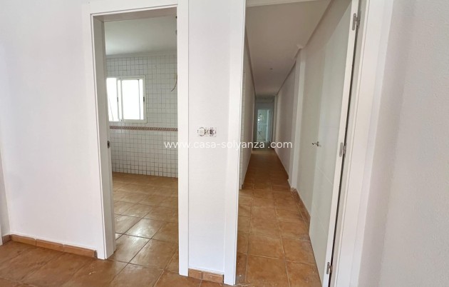 Resale - Apartment / flat - Catral - Comunidad Valenciana