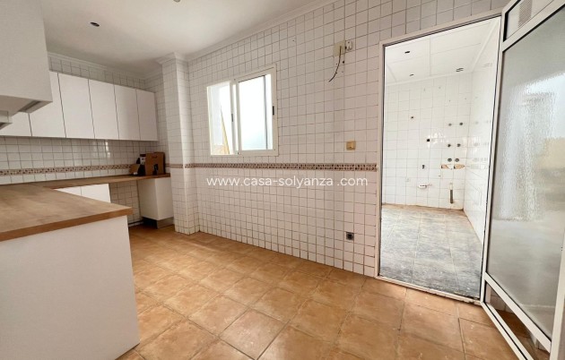 Resale - Apartment / flat - Catral - Comunidad Valenciana