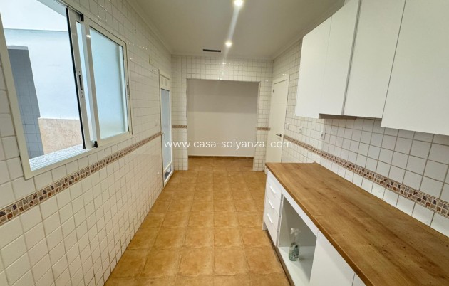 Resale - Apartment / flat - Catral - Comunidad Valenciana