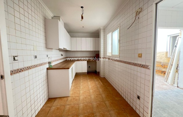 Resale - Apartment / flat - Catral - Comunidad Valenciana