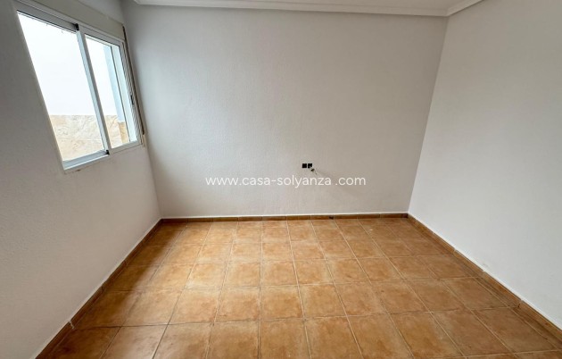 Resale - Apartment / flat - Catral - Comunidad Valenciana