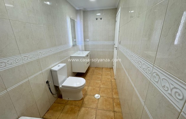 Resale - Apartment / flat - Catral - Comunidad Valenciana