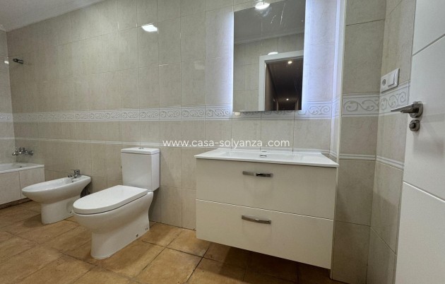Resale - Apartment / flat - Catral - Comunidad Valenciana