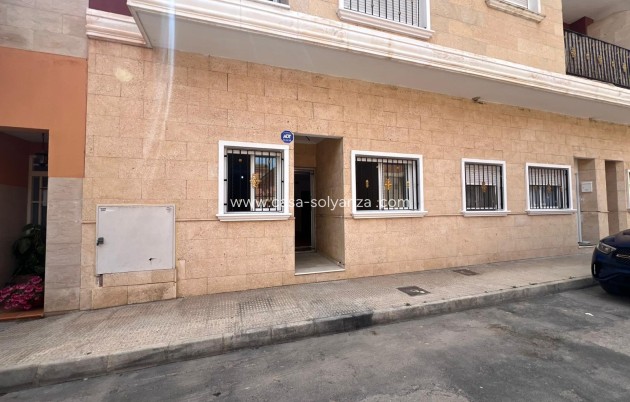 Resale - Apartment / flat - Catral - Comunidad Valenciana