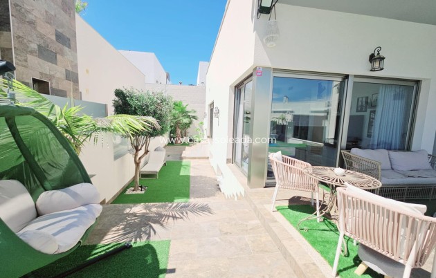 Reventa - Villa - Orihuela Costa - Villamartín