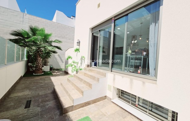 Reventa - Villa - Orihuela Costa - Villamartín