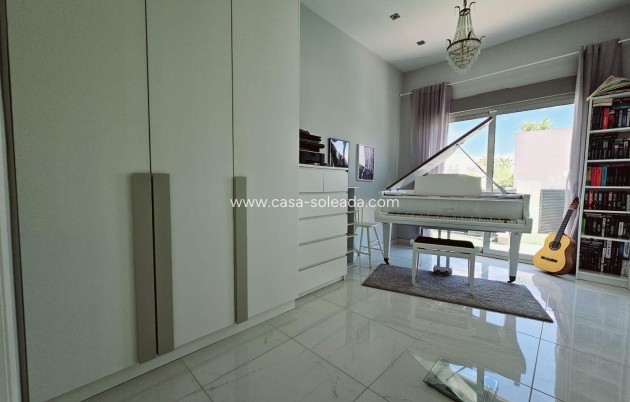 Reventa - Villa - Orihuela Costa - Villamartín