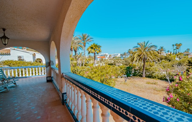 Resale - Villa - Orihuela Costa - Playa Flamenca