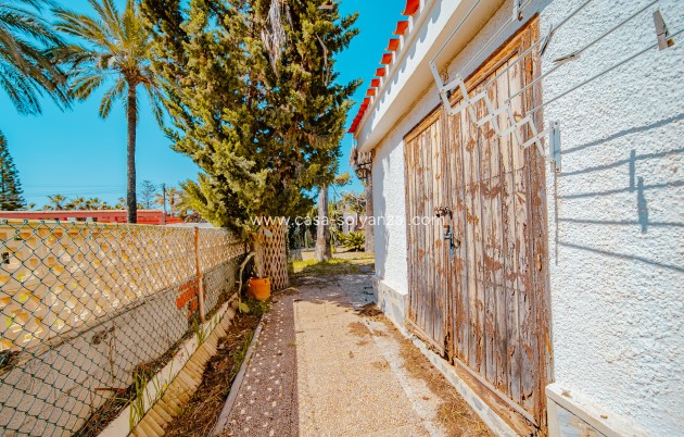 Resale - Villa - Orihuela Costa - Playa Flamenca