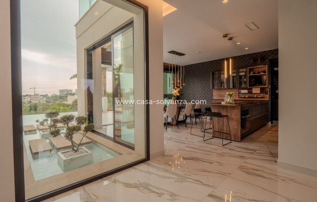 Resale - Villa - Orihuela Costa - Las Colinas Golf Resort