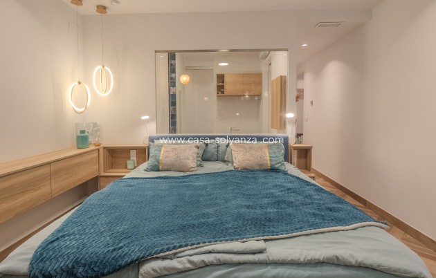 Resale - Villa - Orihuela Costa - Las Colinas Golf Resort