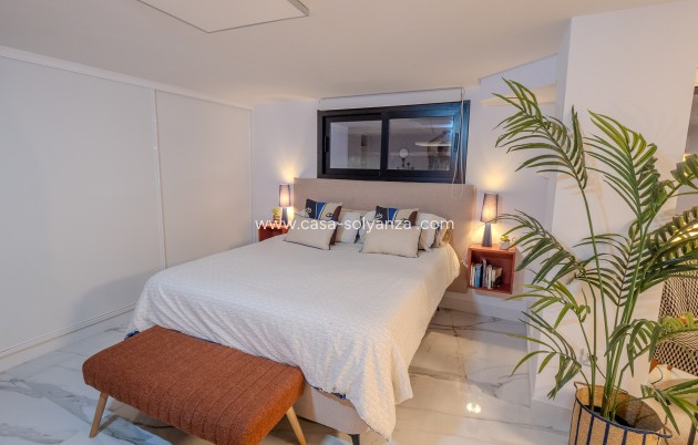 Resale - Villa - Orihuela Costa - Las Colinas Golf Resort