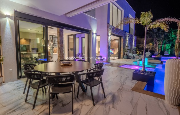 Resale - Villa - Orihuela Costa - Las Colinas Golf Resort