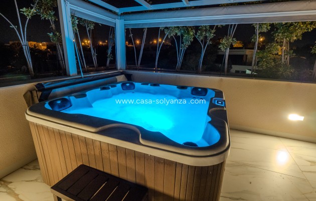 Resale - Villa - Orihuela Costa - Las Colinas Golf Resort