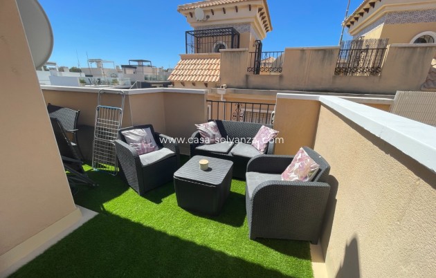 Resale - Villa - Orihuela Costa - Villamartín