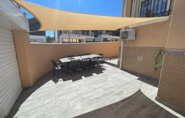 Resale - Villa - Orihuela Costa - Villamartín