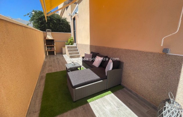 Resale - Villa - Orihuela Costa - Villamartín